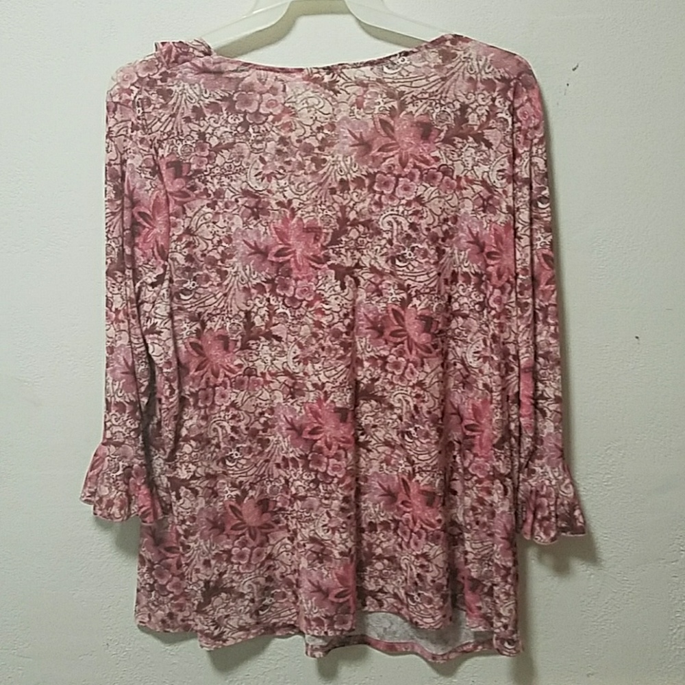 Pink top - Picture 3 of 3